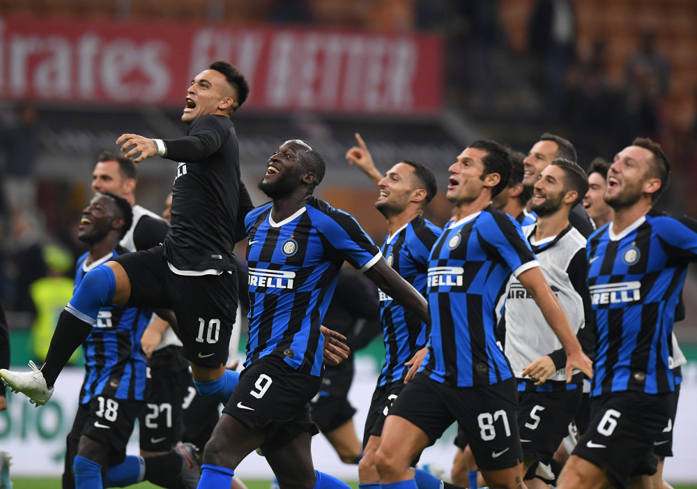 WTT总决赛：林诗栋4-0完胜梁靖崑，挺进男单八强