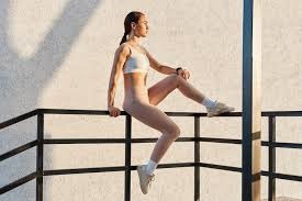 联赛杯半决赛首回合：纽卡0比2曼城