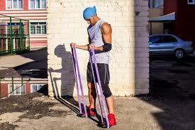 媒体人：如果不是球队伤病多，小杨就在发展联盟专心练级挺好